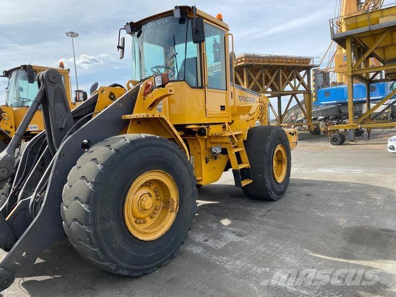 Volvo L 120 E Фронтальные погрузчики