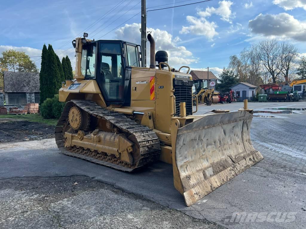 CAT D 6 N XL Гусеничные бульдозеры