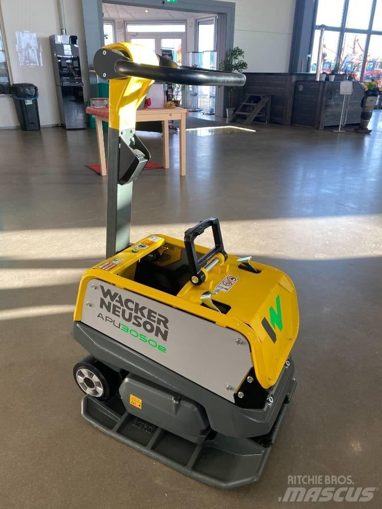 Wacker Neuson 3050 Виброплиты и вибротрамбовки