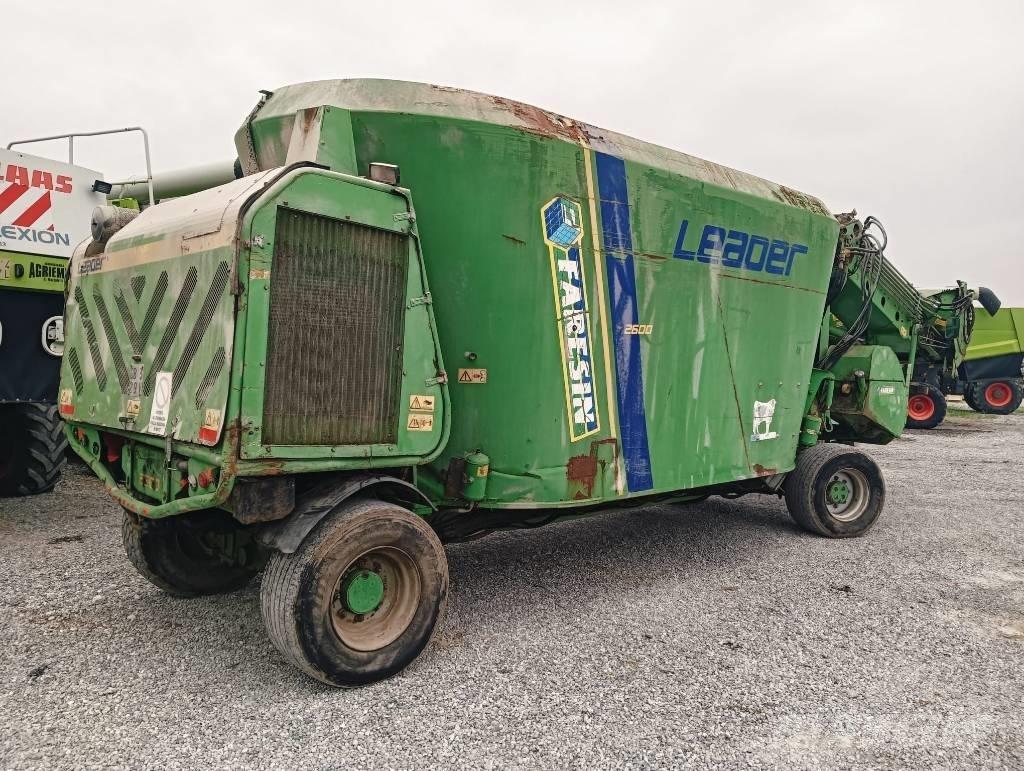 Faresin LEADER 2600 Кормораздатчики