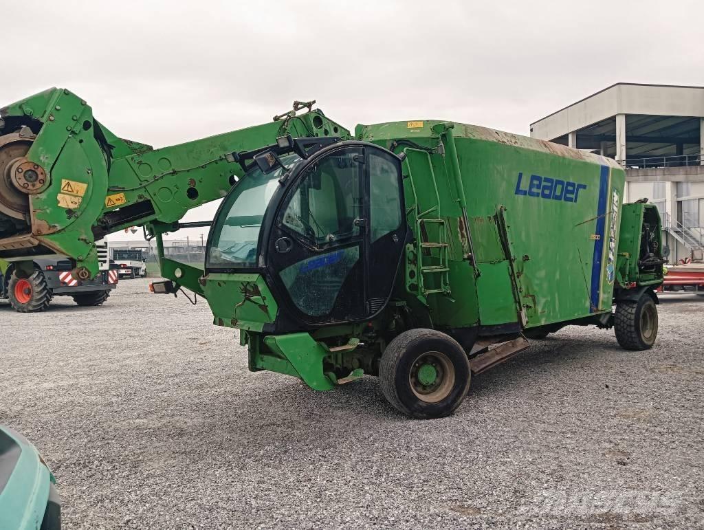 Faresin LEADER 2600 Кормораздатчики