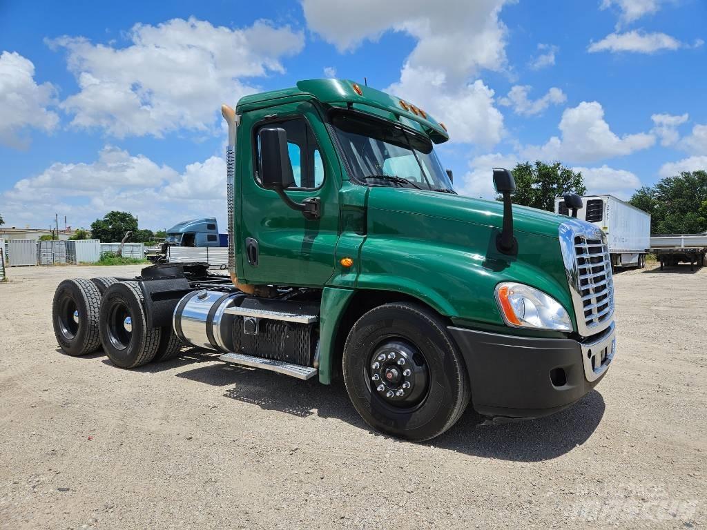Freightliner 125 Седельные тягачи