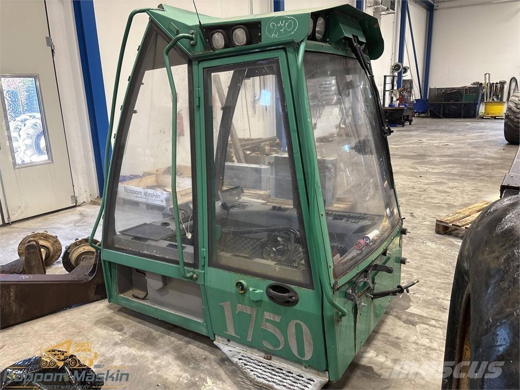 Gremo  Кабины и интерьер