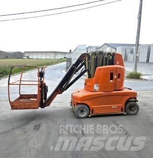 JLG T1210 Разные подъемники и вышки