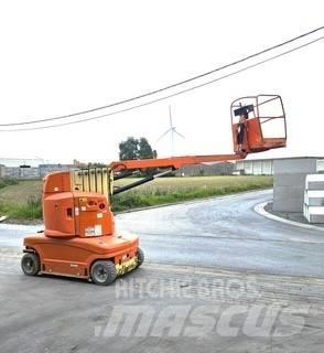 JLG T1210 Разные подъемники и вышки