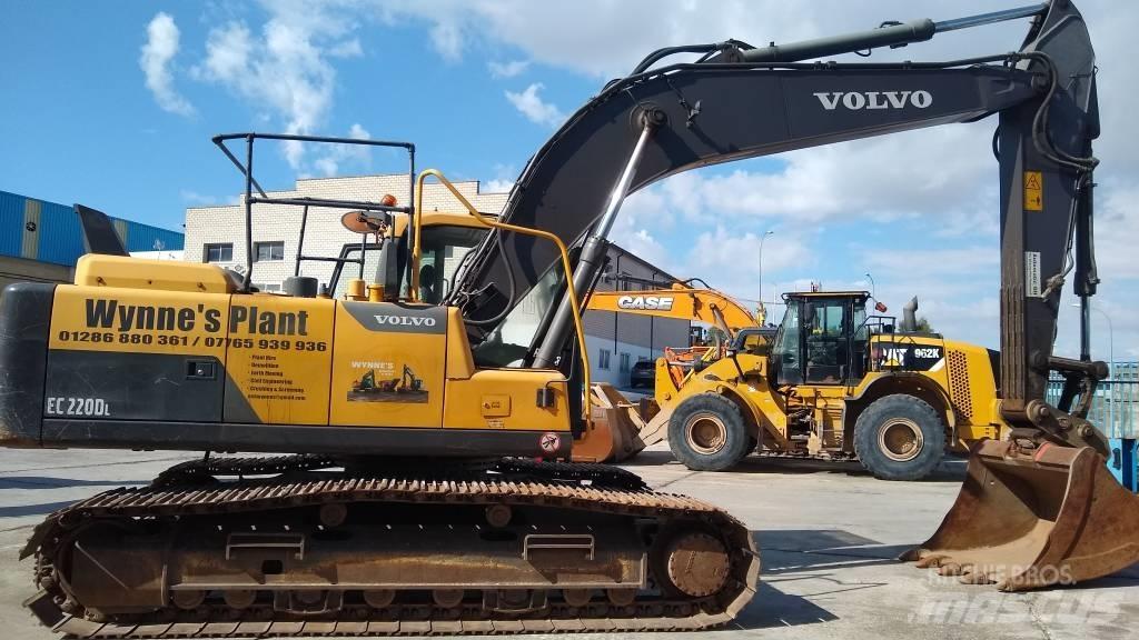 Volvo EC220DL Гусеничные экскаваторы