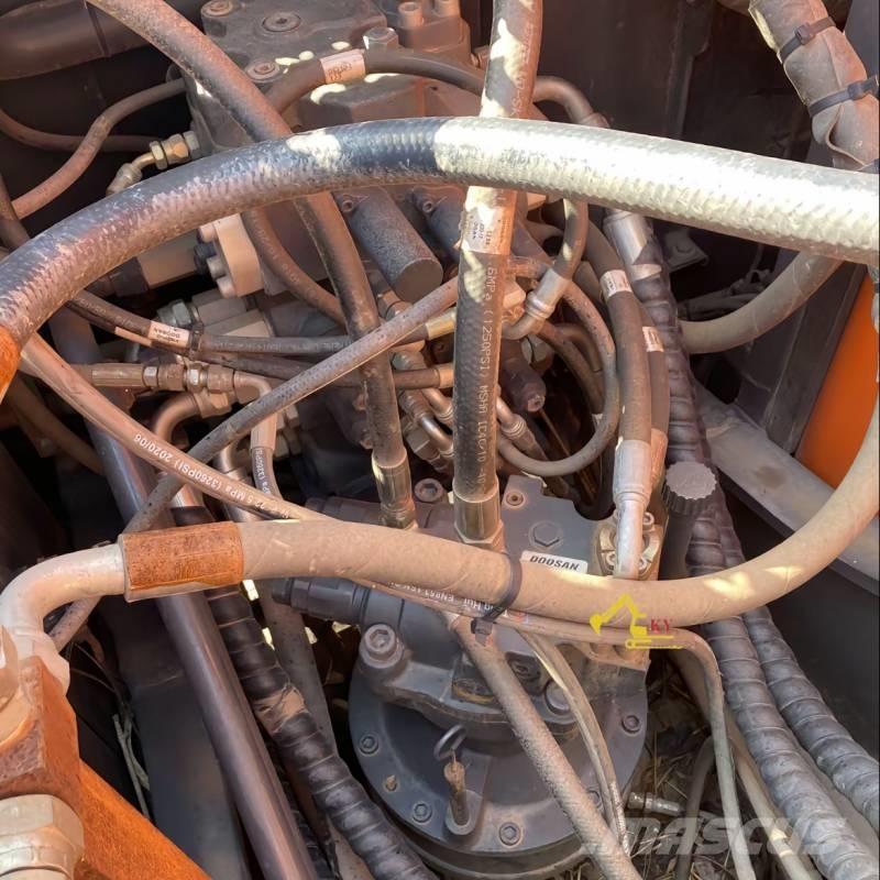 Doosan DX150-9C Гусеничные экскаваторы