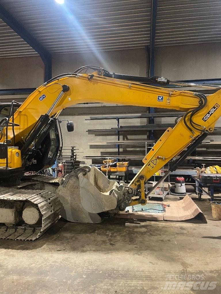 JCB JS 190 LC Гусеничные экскаваторы