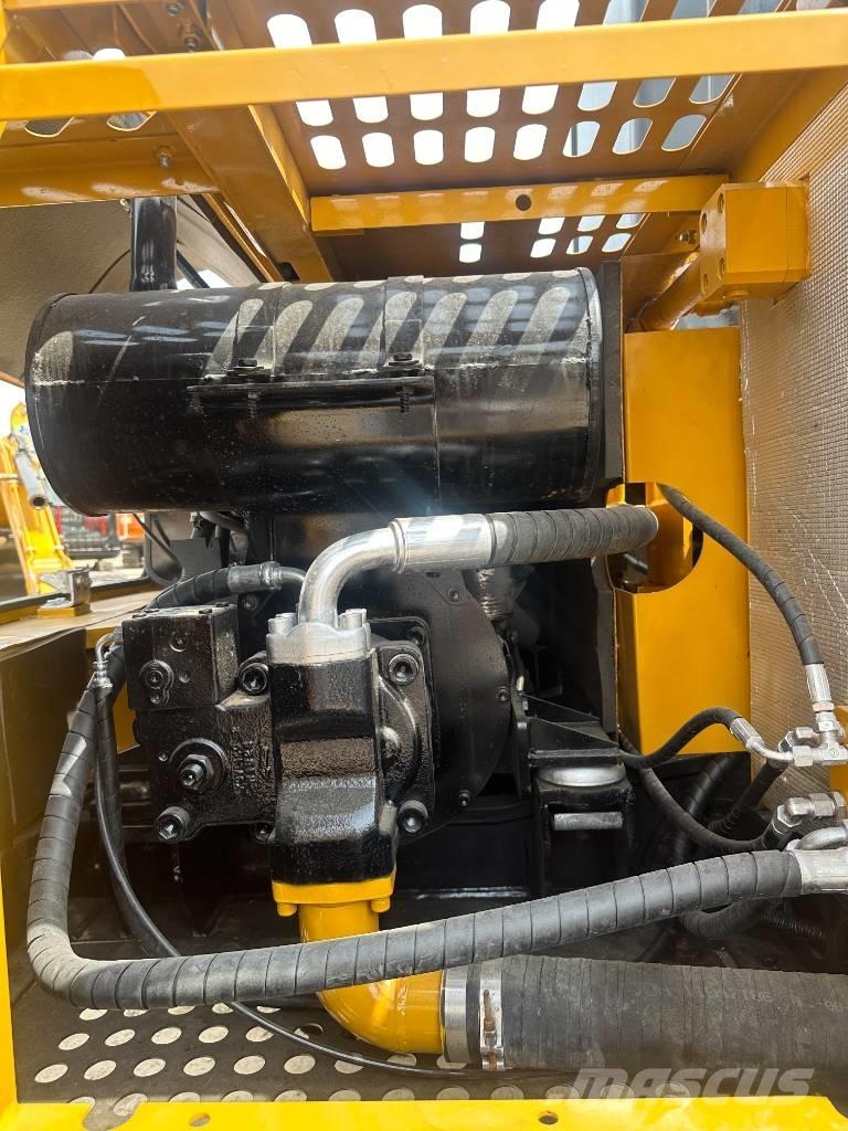 Sany SY 95 C Гусеничные экскаваторы