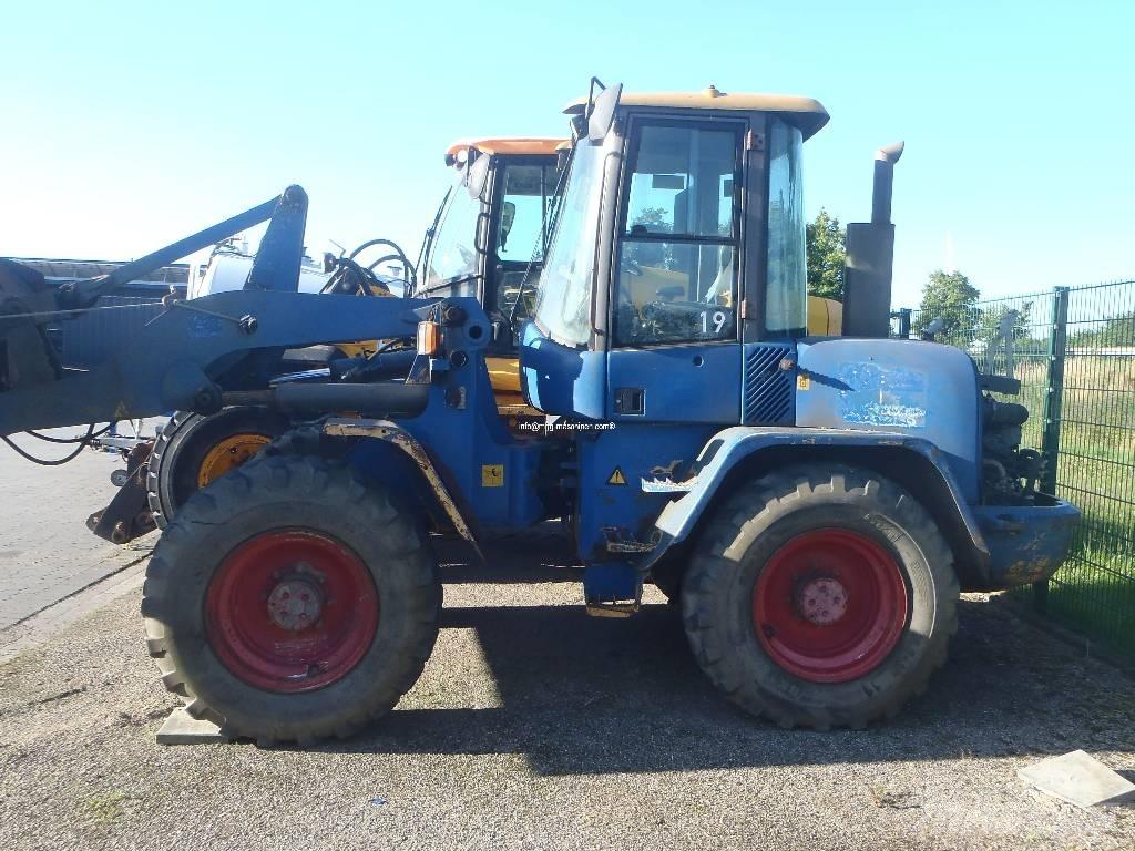 Volvo BM L45 defekt Фронтальные погрузчики