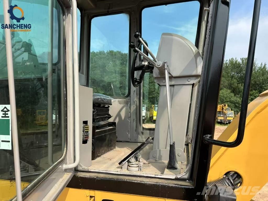CAT 140K Грейдеры