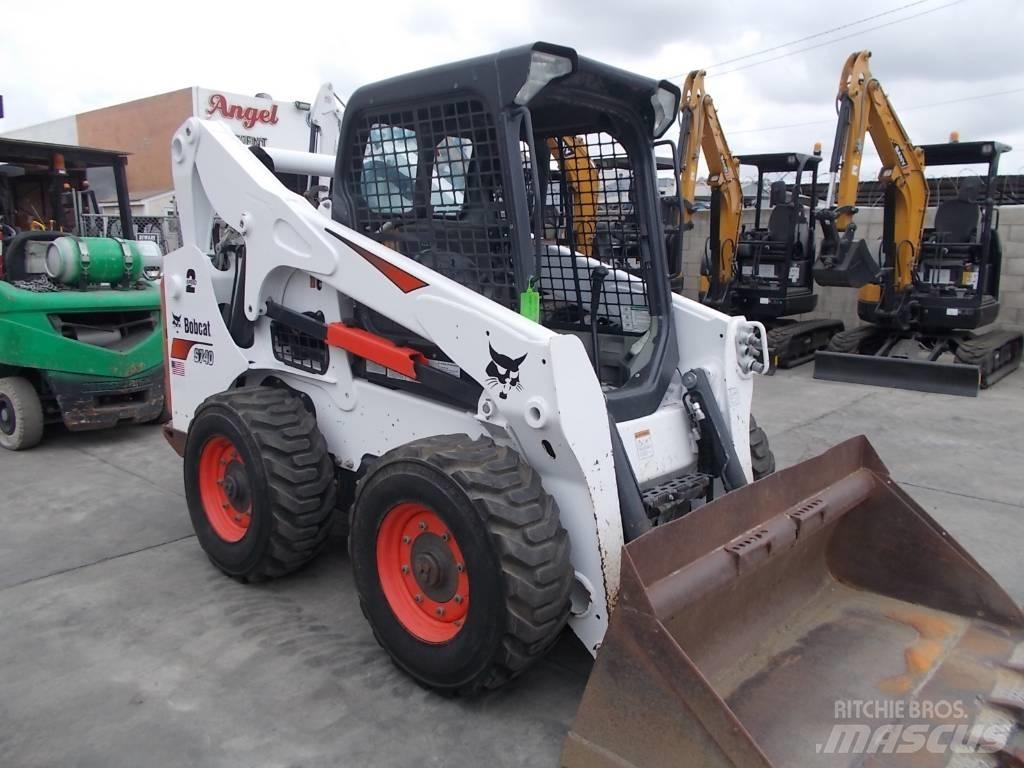 Bobcat S740 Мини-погрузчики