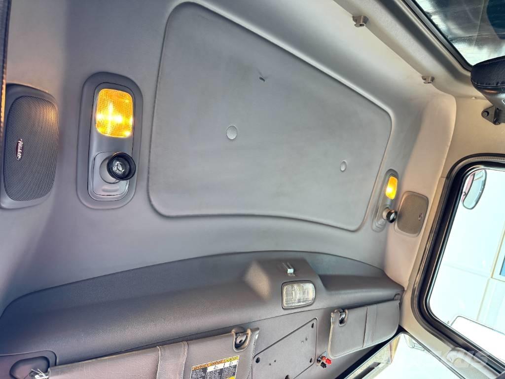 Peterbilt 367 Грузовики-Самосвалы