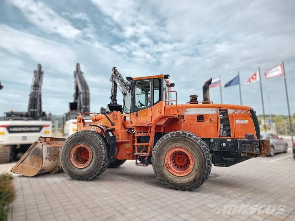 Doosan DL 300 Фронтальные погрузчики