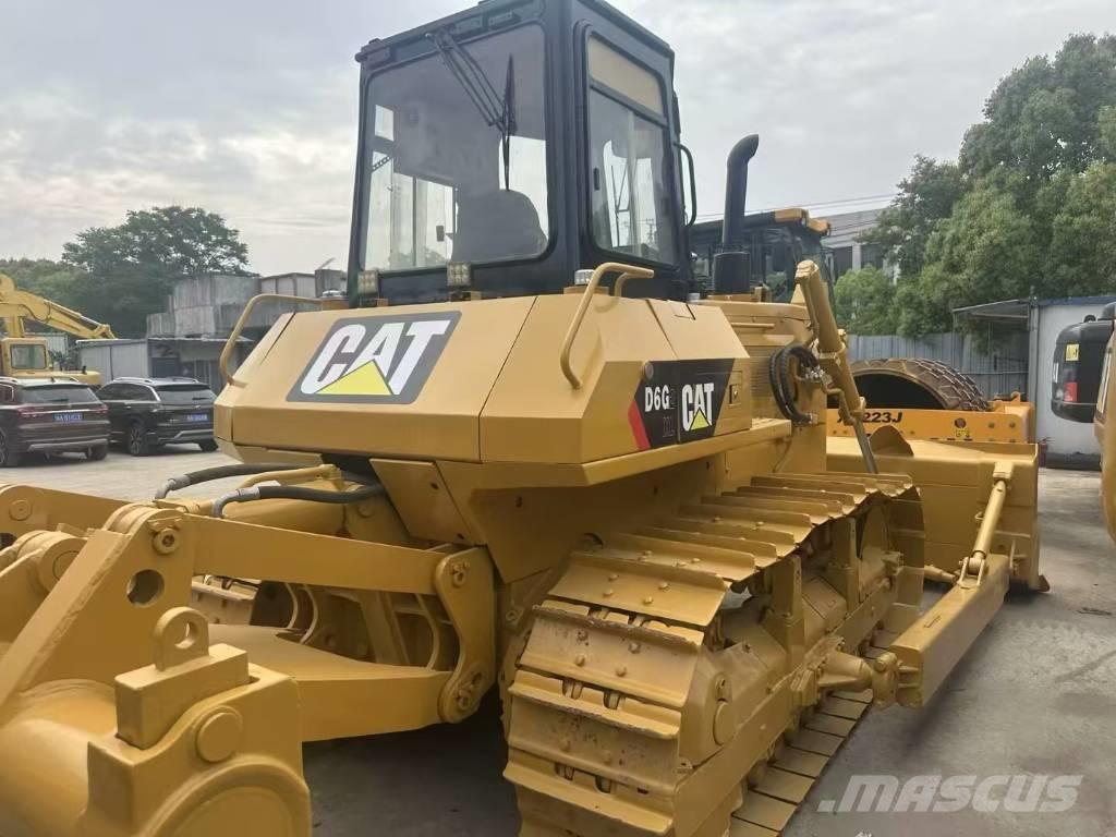 CAT D 6 G Гусеничные бульдозеры