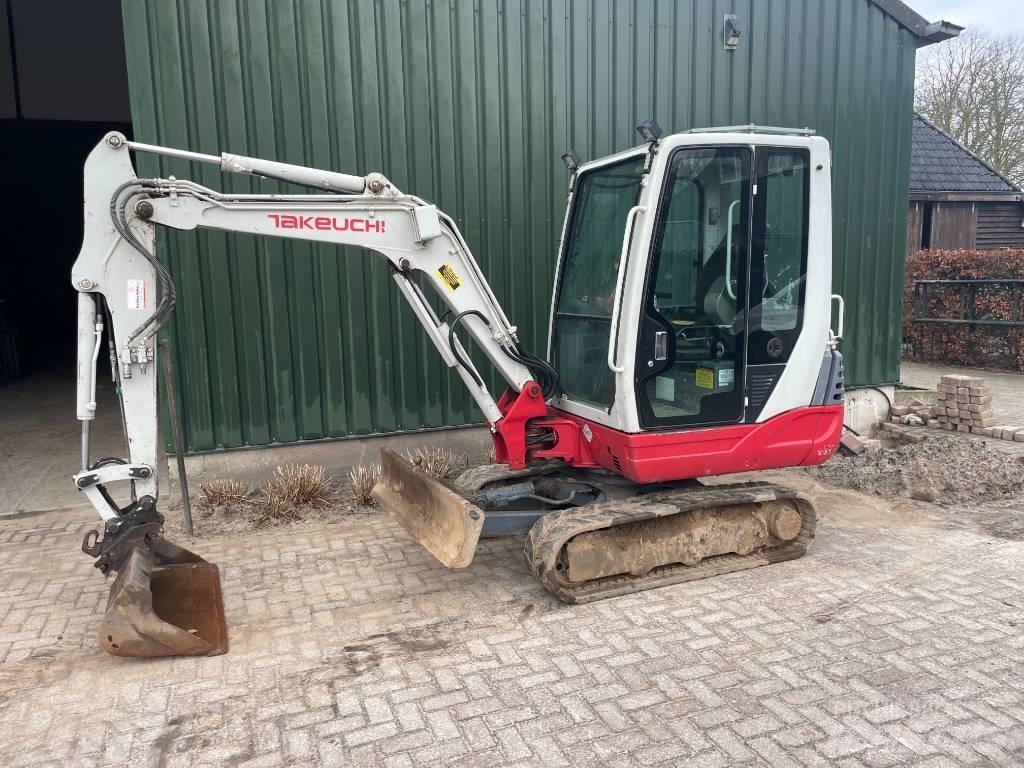 Takeuchi TB 228 Мини-экскаваторы