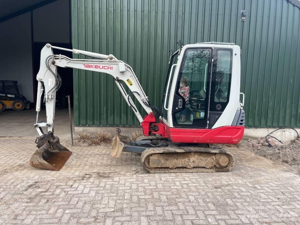 Takeuchi TB 228 Мини-экскаваторы