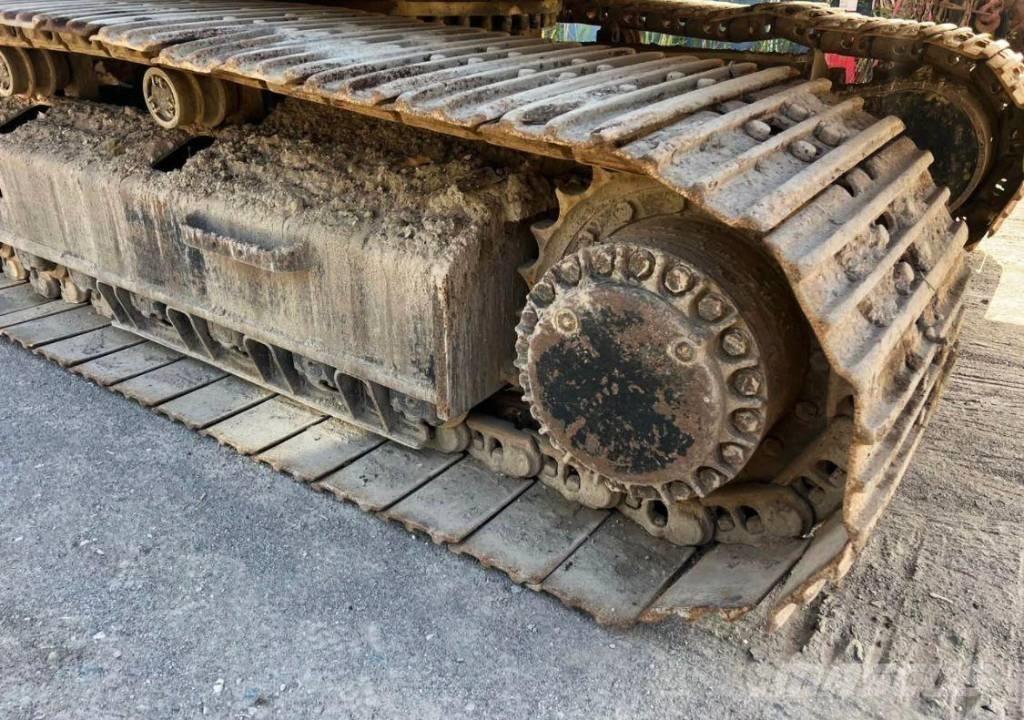 CAT 330 D L Гусеничные экскаваторы