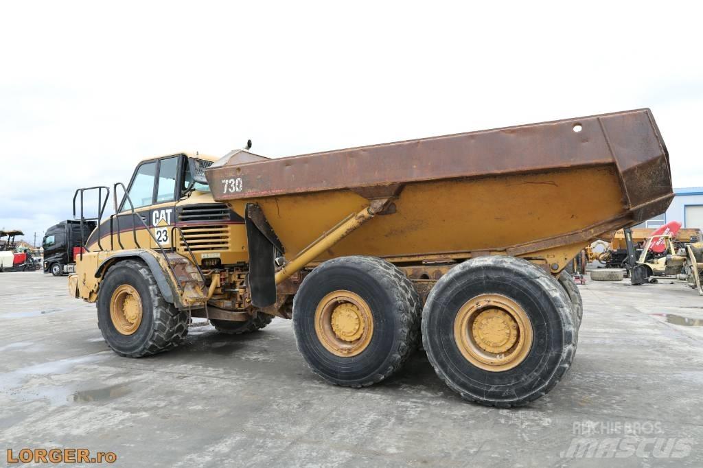 CAT 730 Шарнирно-сочленённые самосвалы