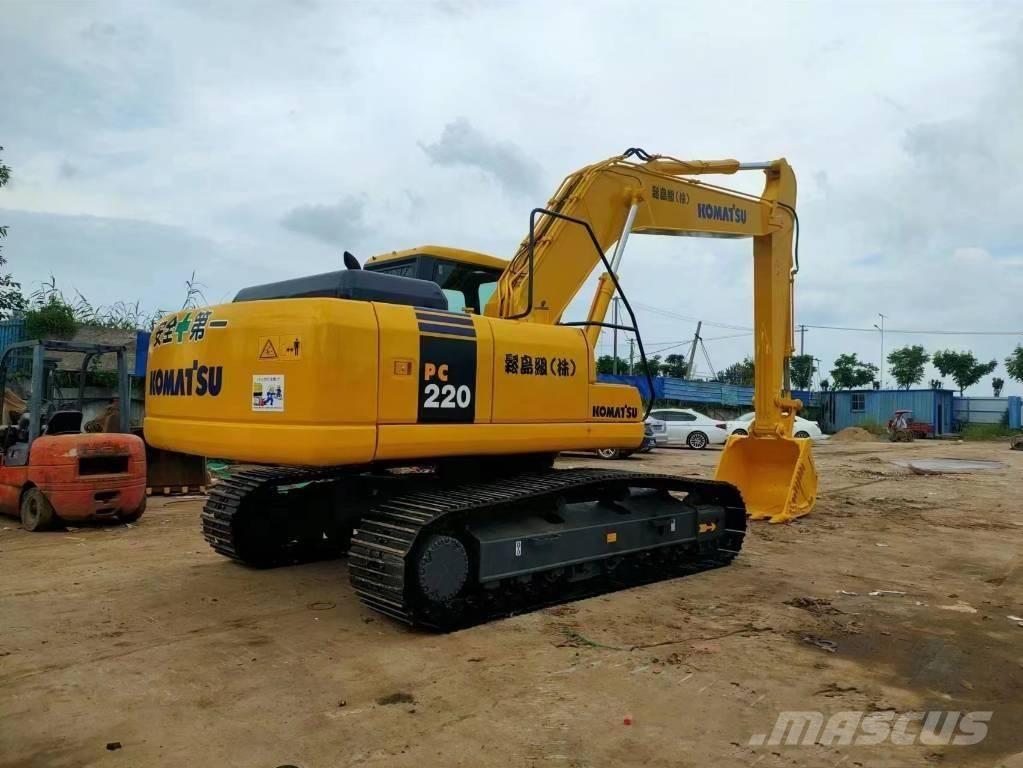 Komatsu pc220-7 Гусеничные экскаваторы