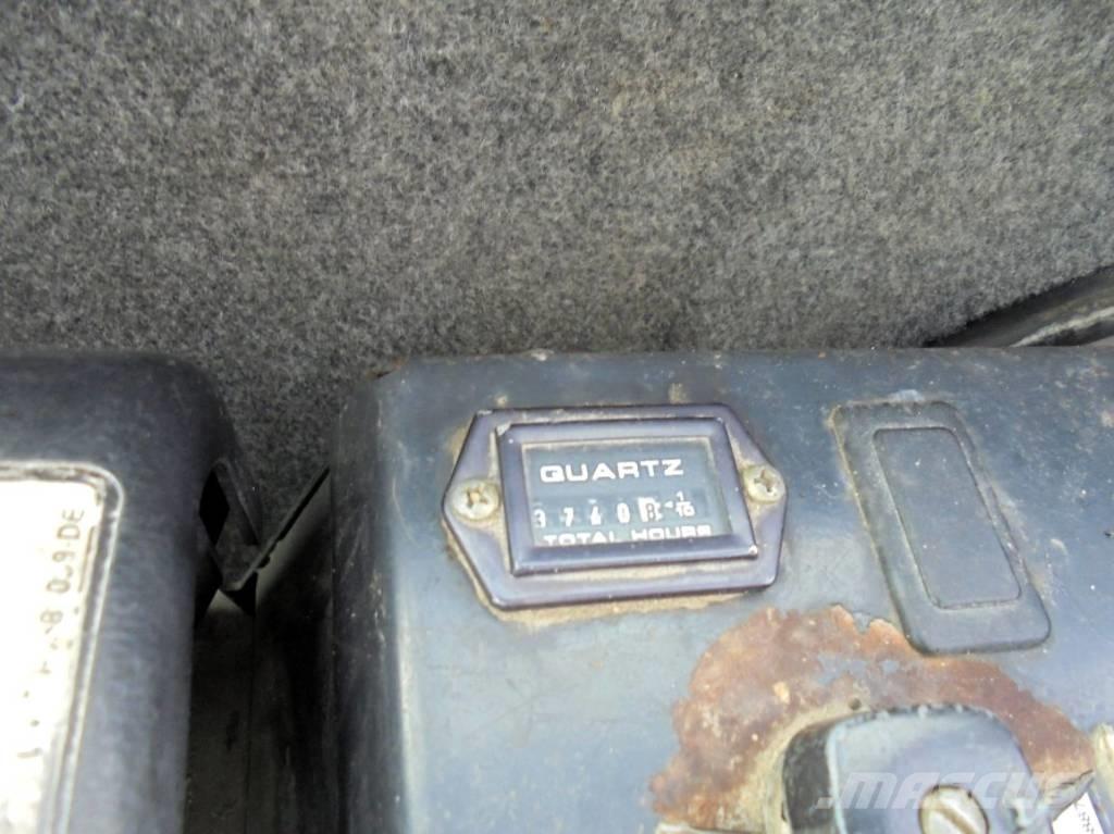 Bobcat 320 D Мини-экскаваторы