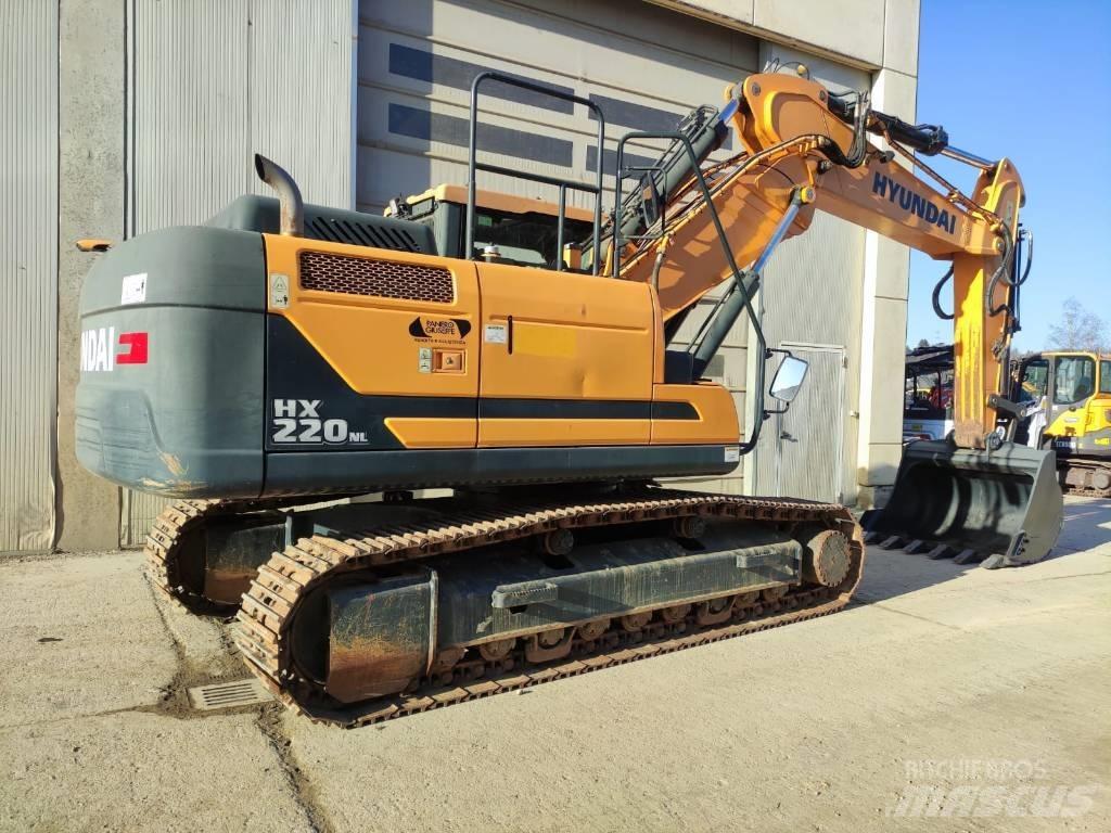Hyundai HX220NL Гусеничные экскаваторы
