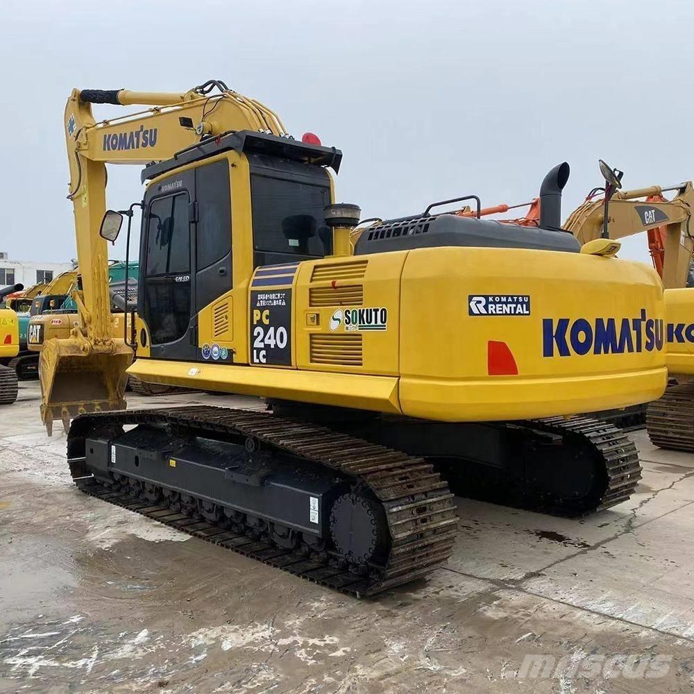 Komatsu PC 240 Гусеничные экскаваторы
