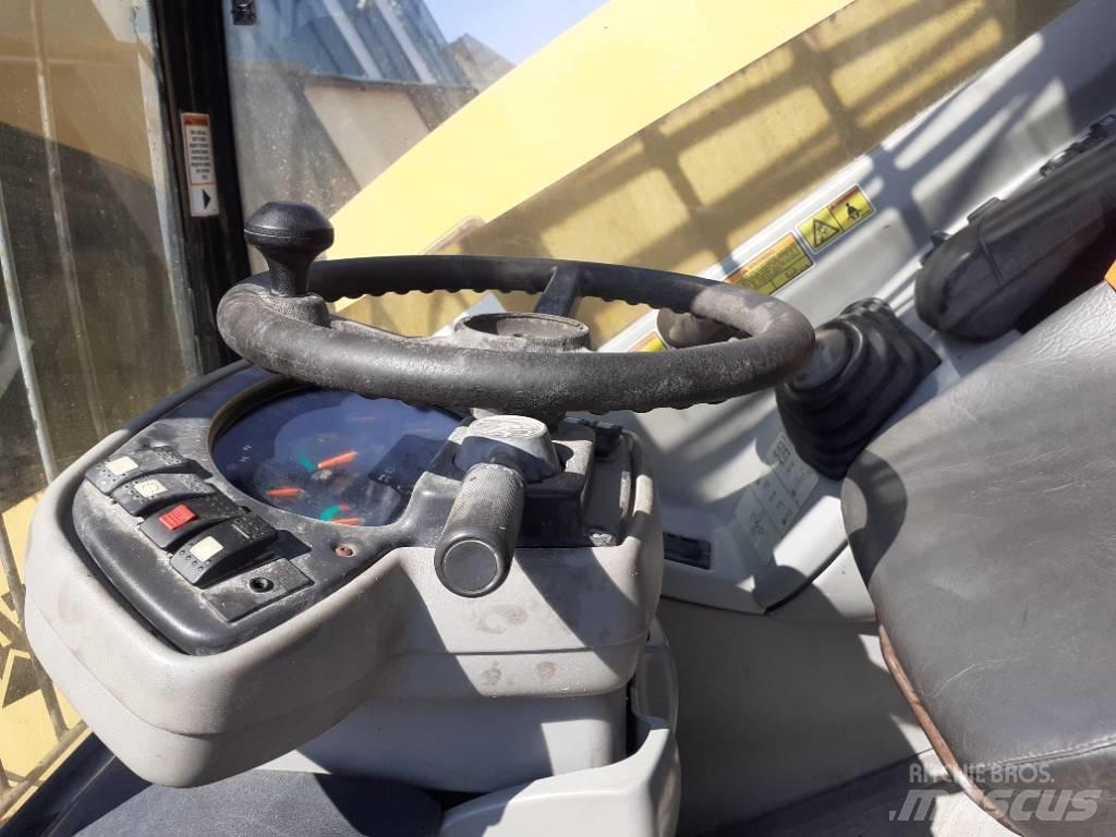 CAT TH 350 B Телескопические погрузчики