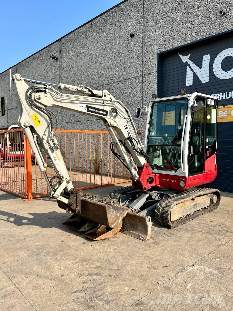 Takeuchi TB 235 Мини-экскаваторы