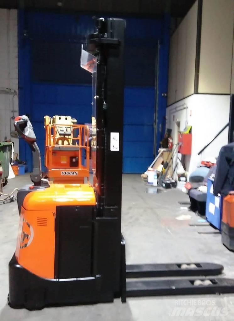 BT SPE 160 Ручные штабелёры с электроподъёмом