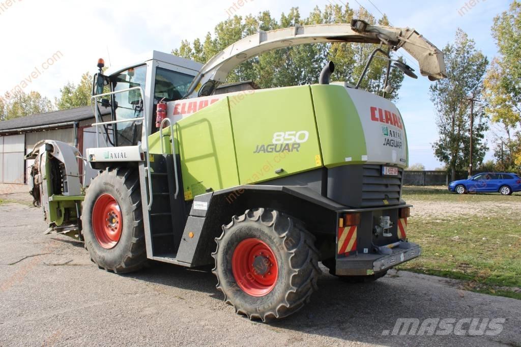 CLAAS Jaguar 850 Самоходные кормоуборочные комбайны