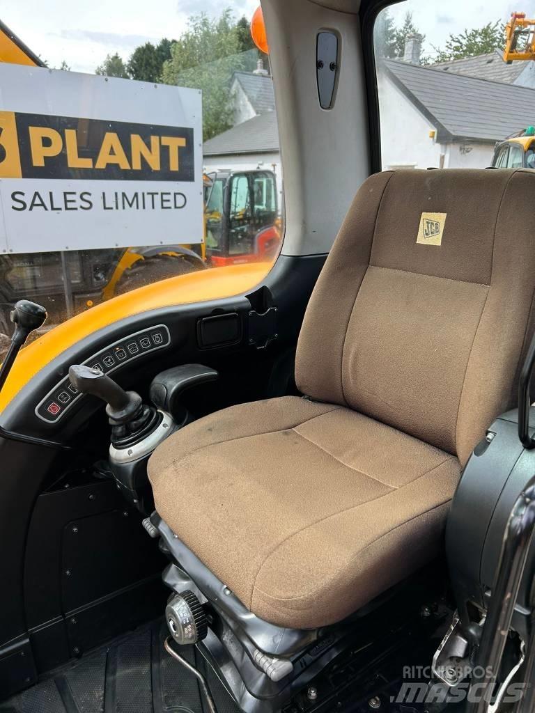 JCB 8085 ZTS Малые экскаваторы 7т-12т
