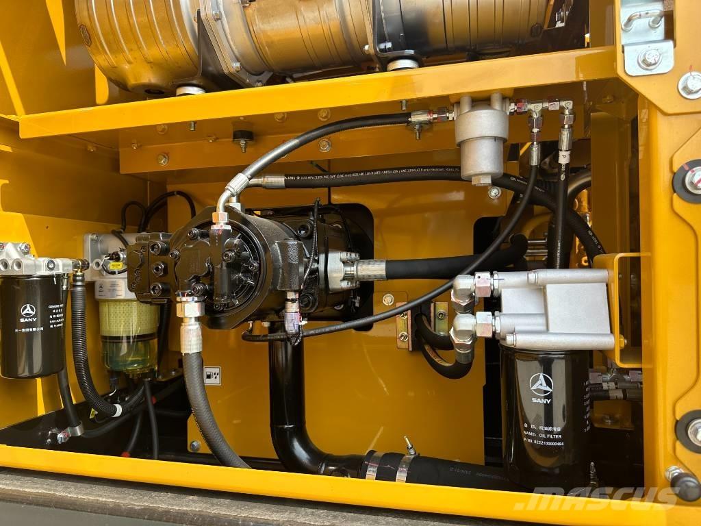 Sany SY215C Гусеничные экскаваторы