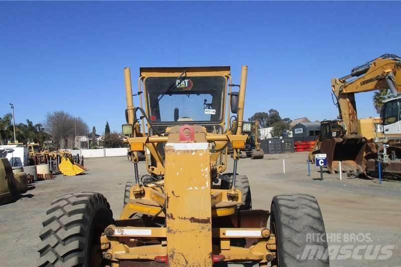 CAT 140K Грейдеры