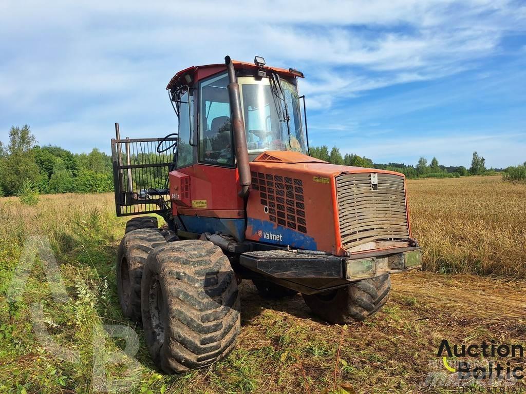 Komatsu 860 Форвардеры