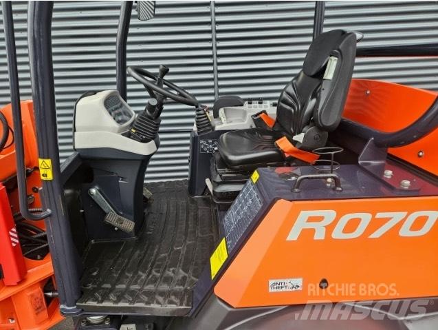 Kubota R 070 Фронтальные погрузчики