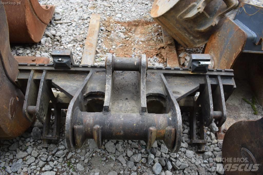 Komatsu PW118MR-11 Колёсные экскаваторы