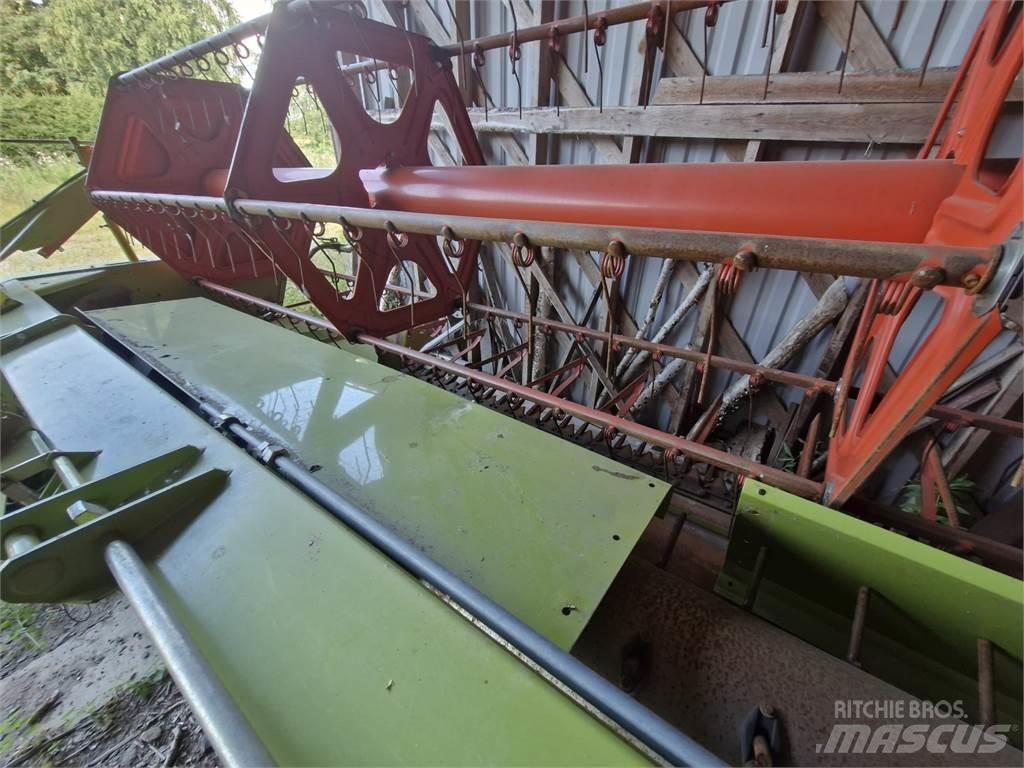 CLAAS C600 Жатки