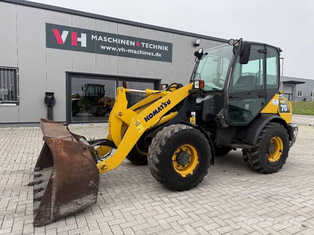 Komatsu WA 70-5 Фронтальные погрузчики