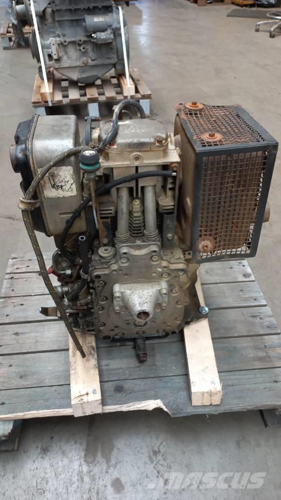 Hatz 1D81Z Двигатели