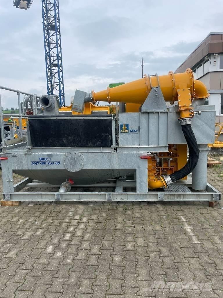 Bauer MAT BE 250-60 Строительная техника - Другие