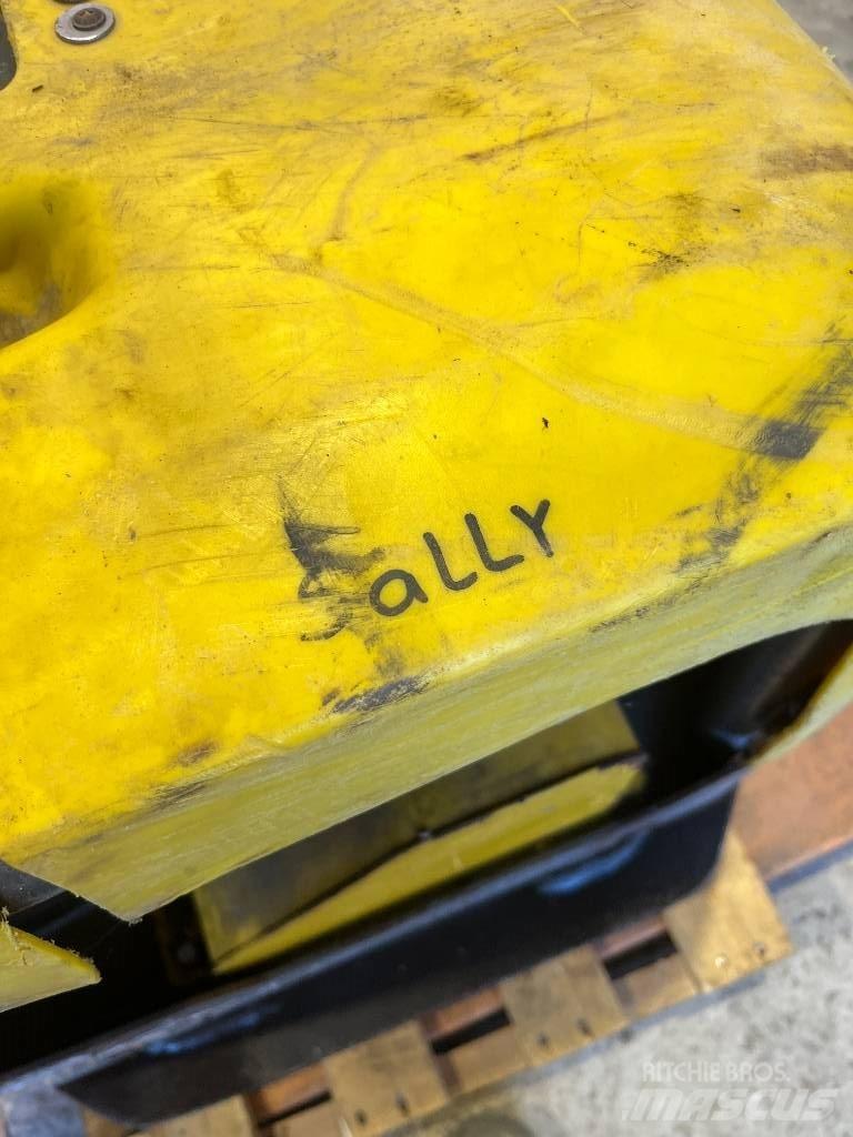 Atlas Copco LG 300 Уплотнители грунта