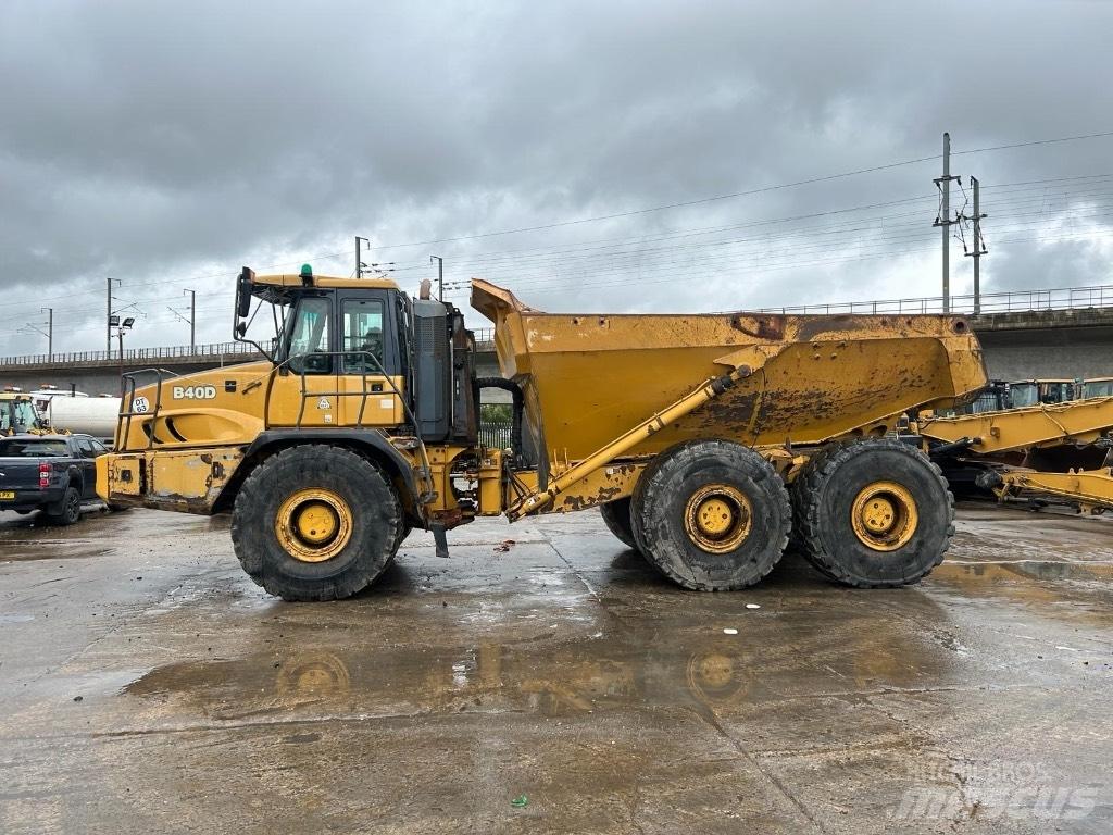 Bell B 40 D Шарнирно-сочленённые самосвалы