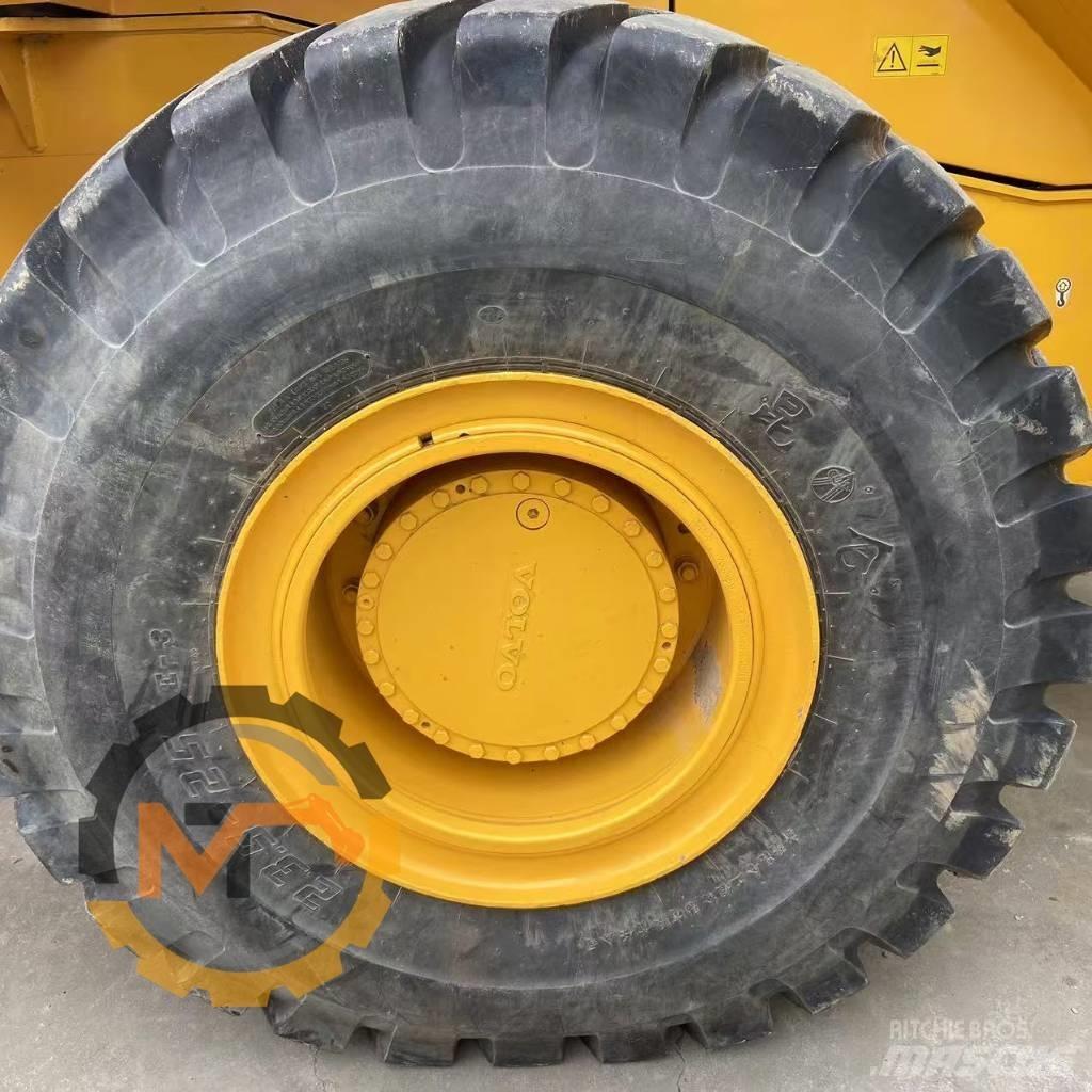 Volvo L 105 Фронтальные погрузчики
