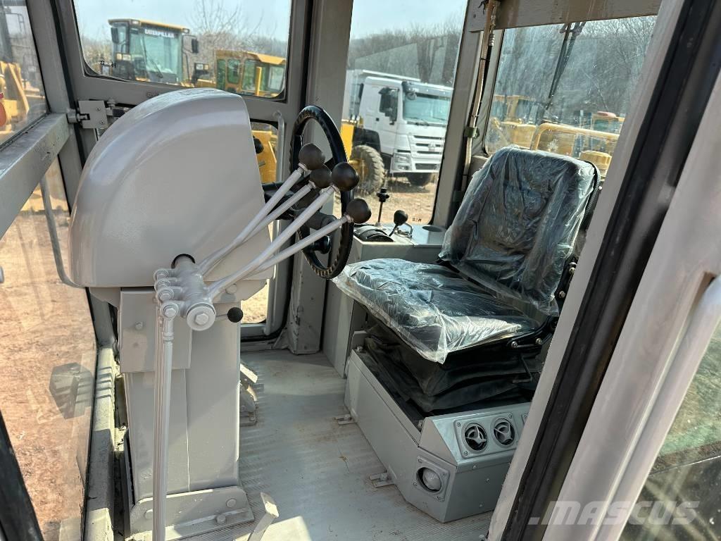 CAT 140H Грейдеры