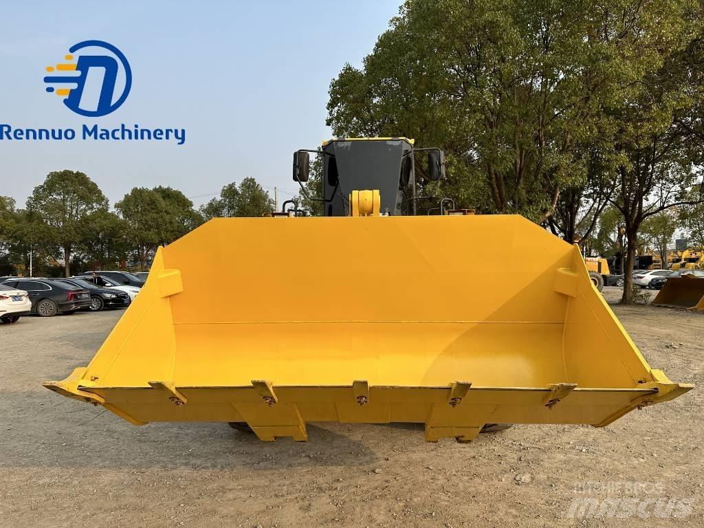 Komatsu WA380 Фронтальные погрузчики