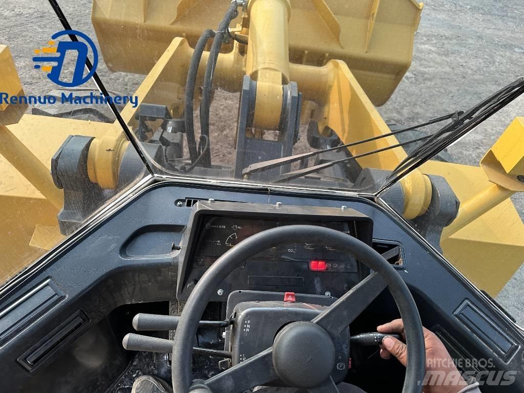 Komatsu WA380 Фронтальные погрузчики