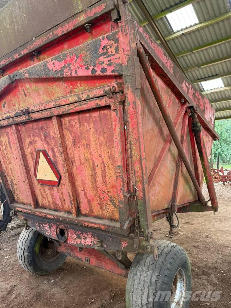  vogn Тракторные самосвальные прицепы