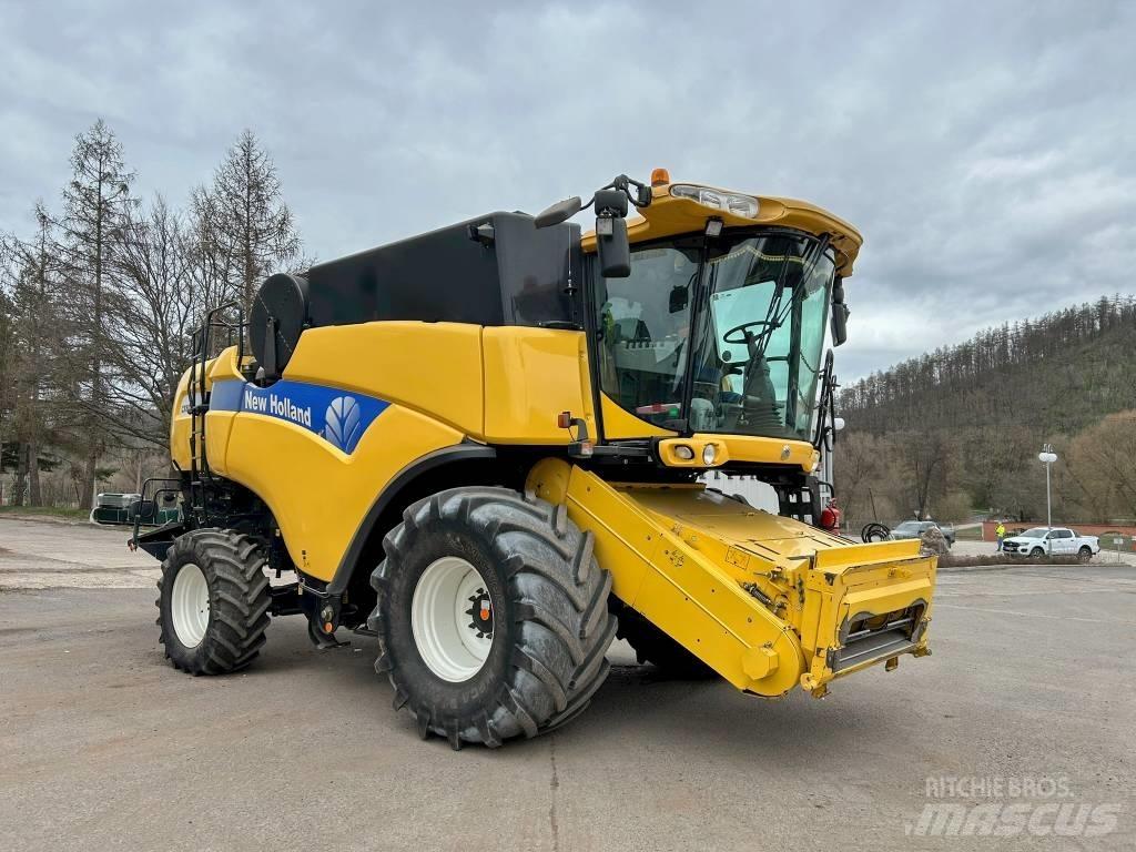 New Holland CX 8080 Зерноуборочные комбайны