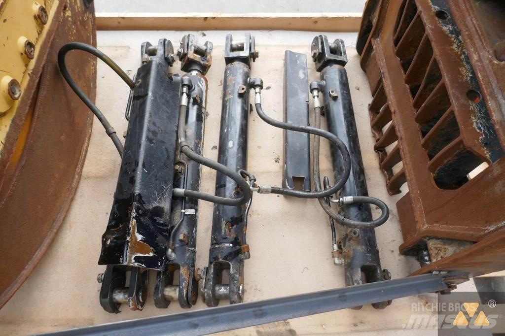 CAT 525D Grapple Коммерческий транспорт - Другие